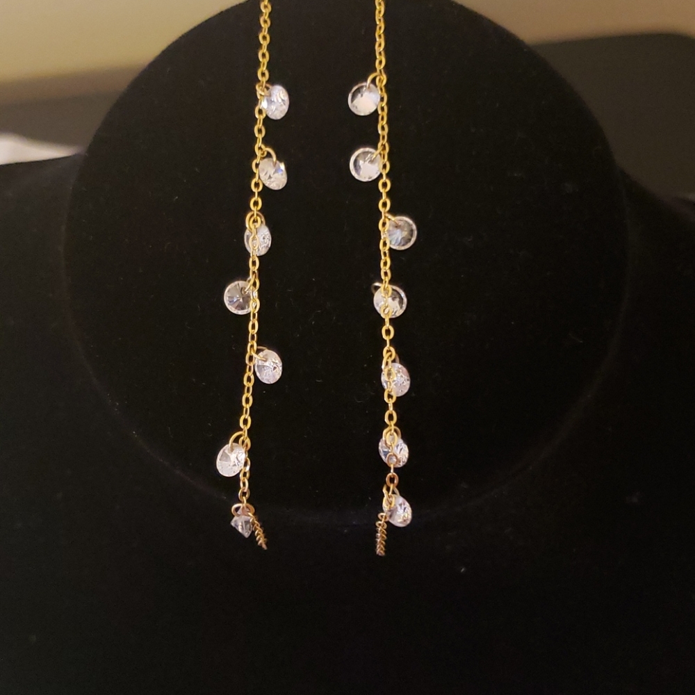 Dangles, just beautiful! Earrings!
